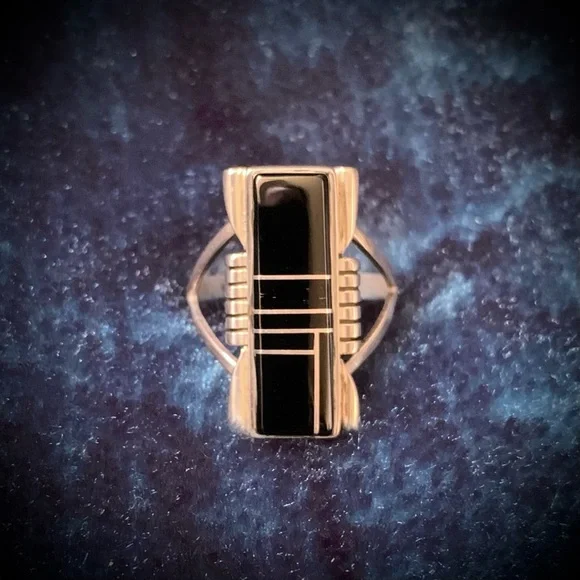 Vintage A Yazzie Navajo Onyx Sterling Silver Ring - Picture 5 of 10